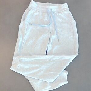 Lululemon light blue size 4 sweat pants